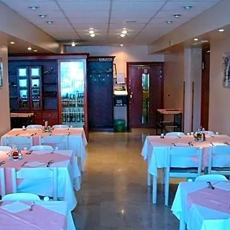 酒店 塔博尔酒店 3*